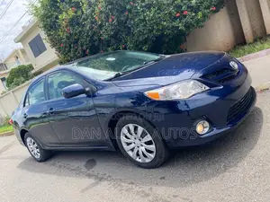 Toyota Corolla 2013 Blue
