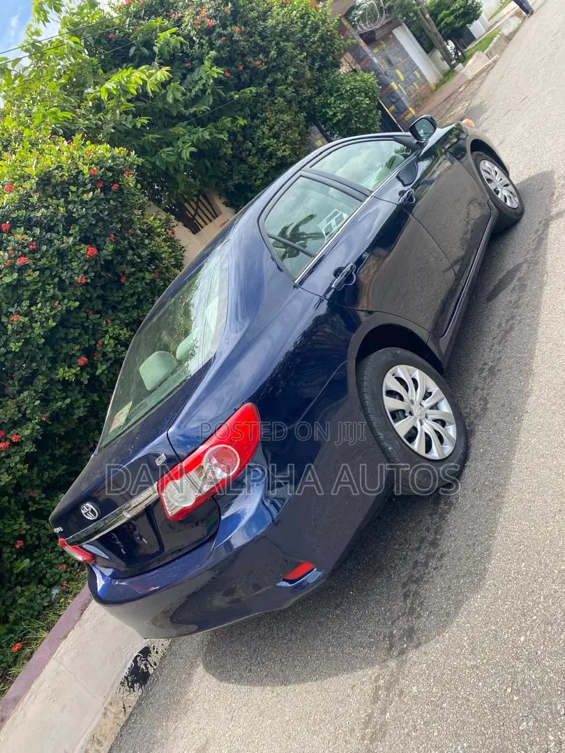 Toyota Corolla 2013 Blue
