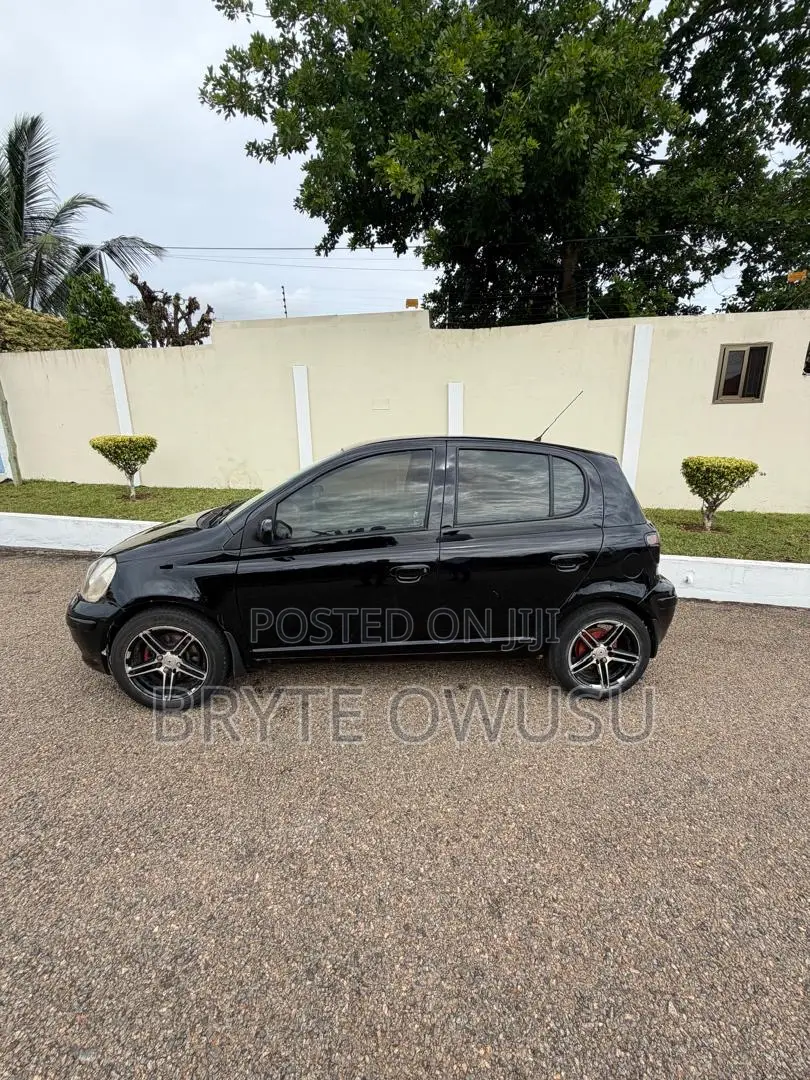 Toyota Echo Sedan 2005 Black