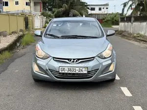 Hyundai Elantra SE Sedan FWD (1.8L 4cyl 6M) 2016