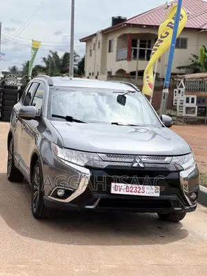 Mitsubishi Outlander SE AWC 2019 Gray