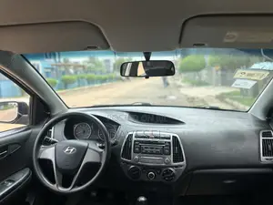 Hyundai i20 2010 Gray