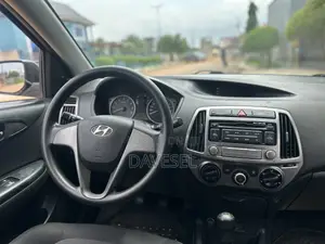 Hyundai i20 2010 Gray
