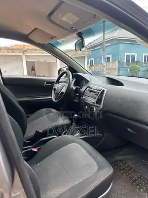Hyundai i20 2010 Gray