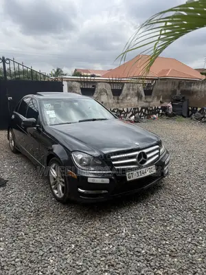 Mercedes-Benz C250 2014 Black