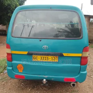 Toyota HiAce 1997 Green