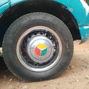 Toyota HiAce 1997 Green