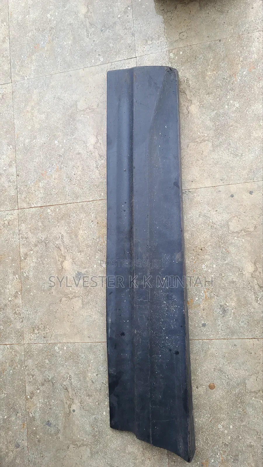 2018-23 GMC Terrain Door Molding (Front Right)