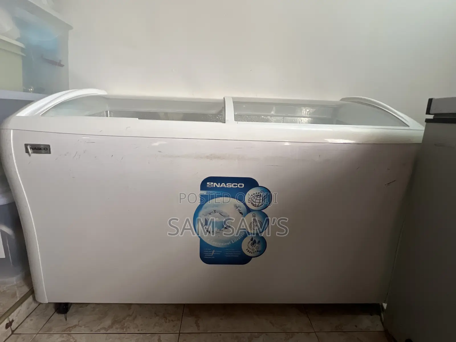Nasco Display Double Door Slide Freezer 458 Liters