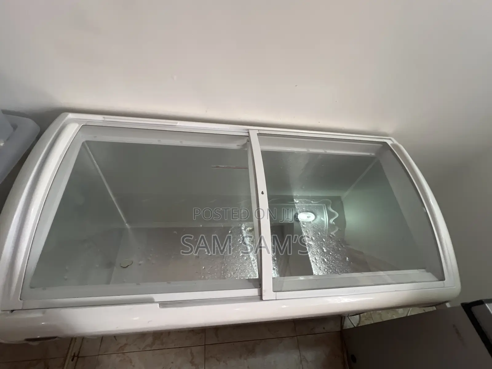 Nasco Display Double Door Slide Freezer 458 Liters