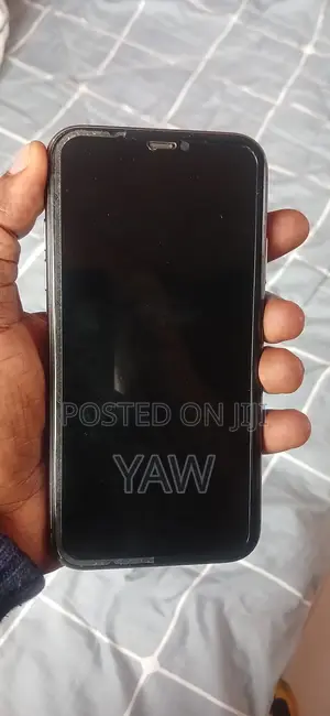 Apple iPhone 11 64 GB Black