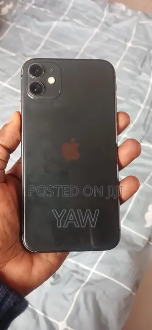 Apple iPhone 11 64 GB Black