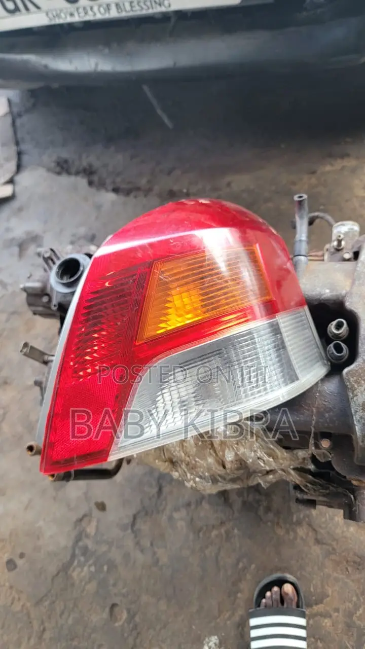 Toyota Vitz Back Light