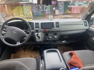 Toyota HiAce 2014 Gray