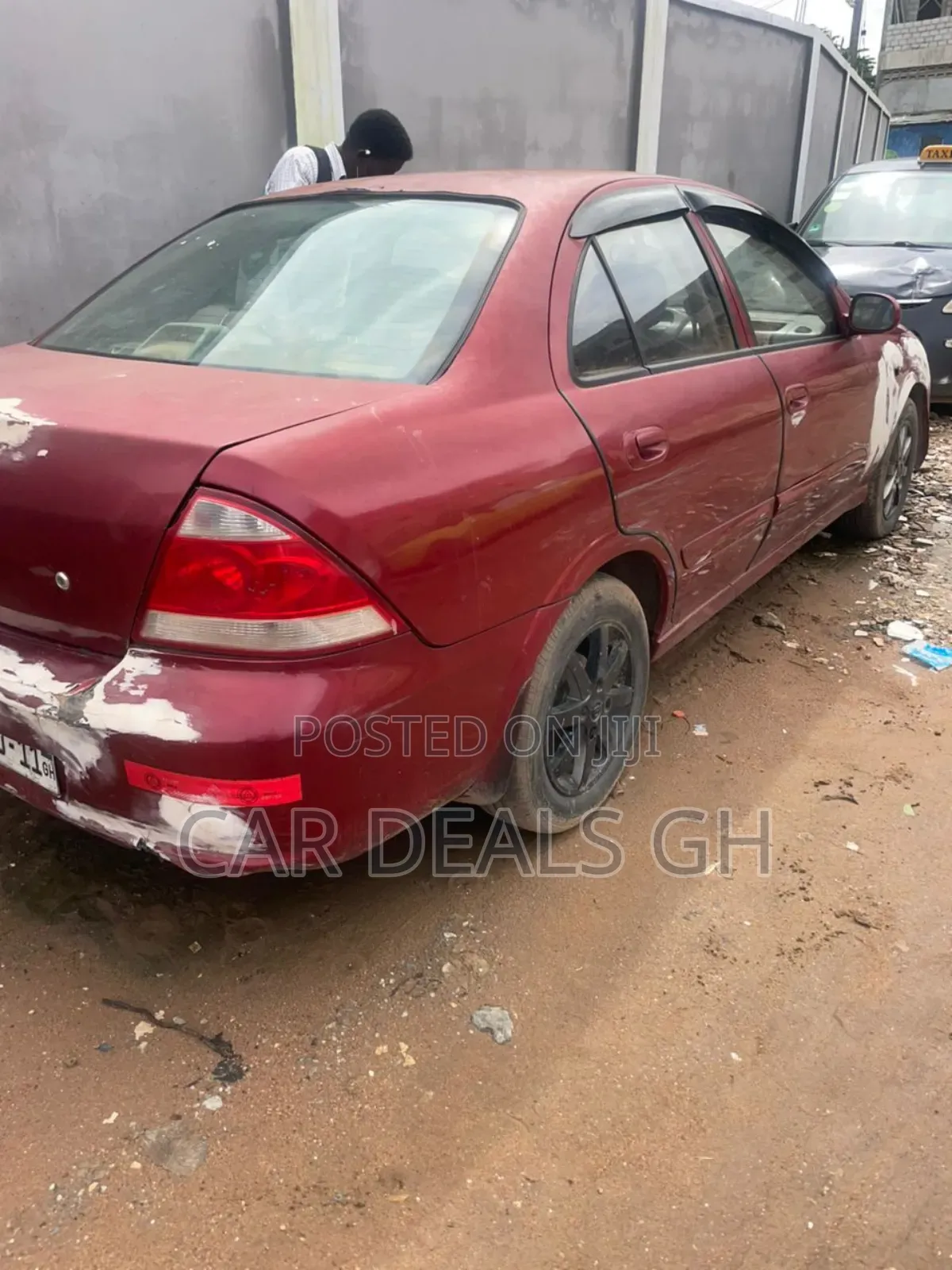 Nissan Sunny 2010 Burgundy