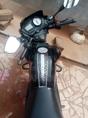 TVS Apache 180 RTR 2025 Black