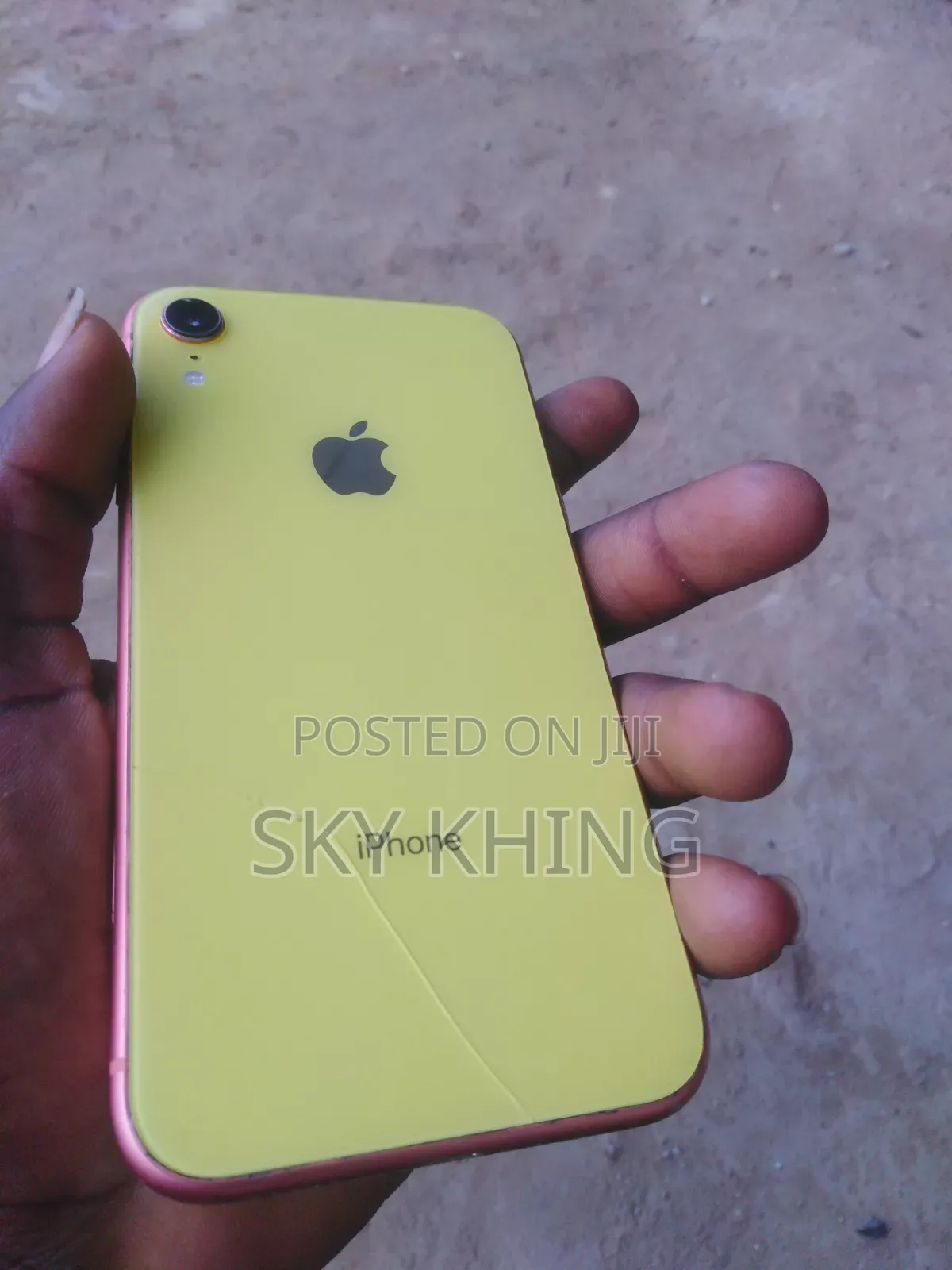Apple iPhone XR 64 GB Yellow