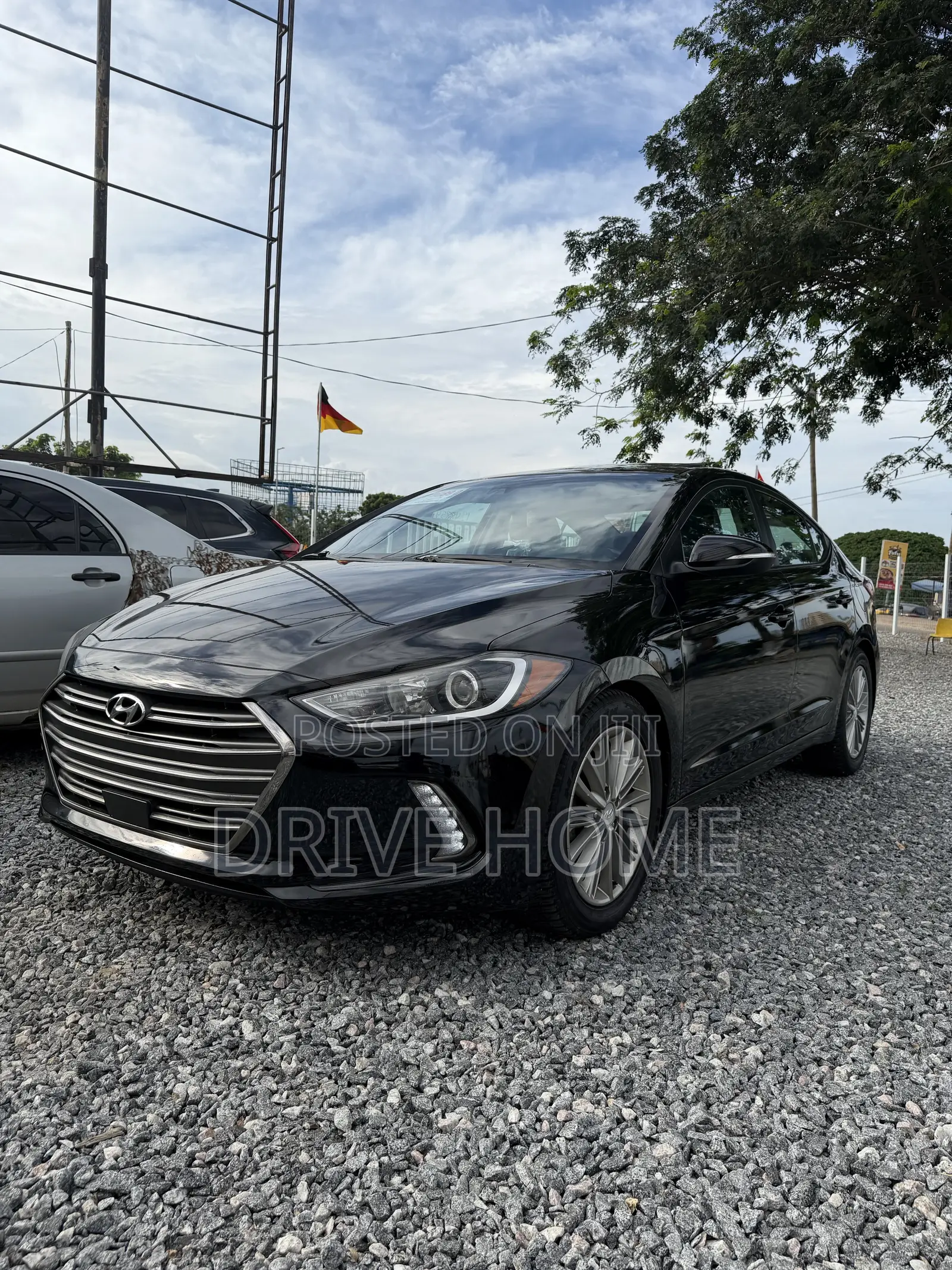 Hyundai Elantra Limited Sedan FWD (2.0L 4cyl 6A) 2017 Black