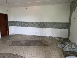 1bdrm Room & Parlour in Pawn Street, Market for rent