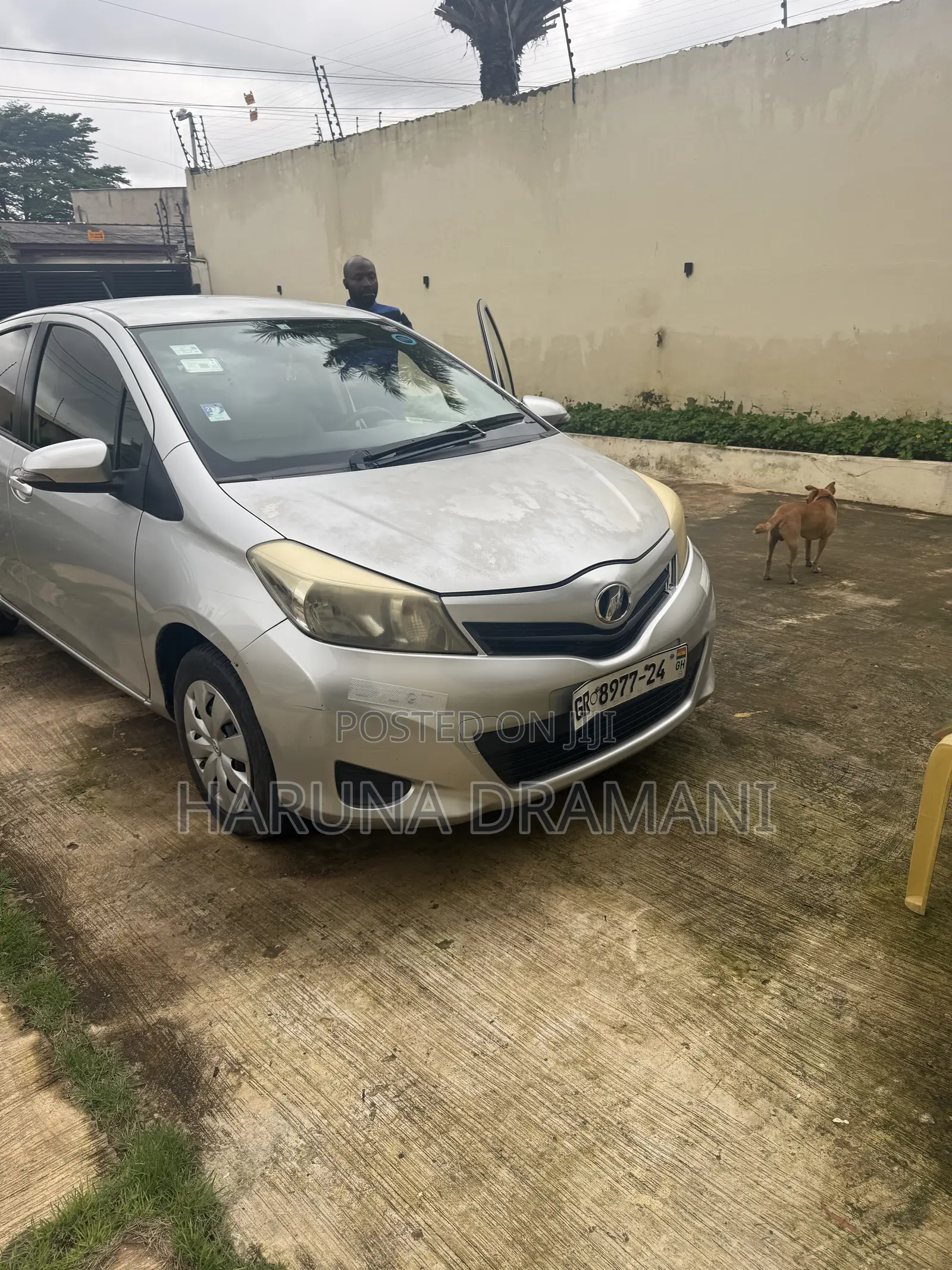 Toyota Vitz 1.3 FWD 5dr 2013 Silver
