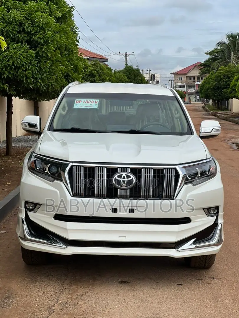 Toyota Land Cruiser Prado 2.7 2017 White