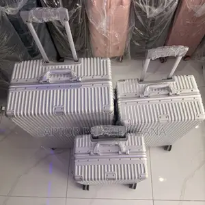 Luxury Lightweight Anti Crack Suitcase Set