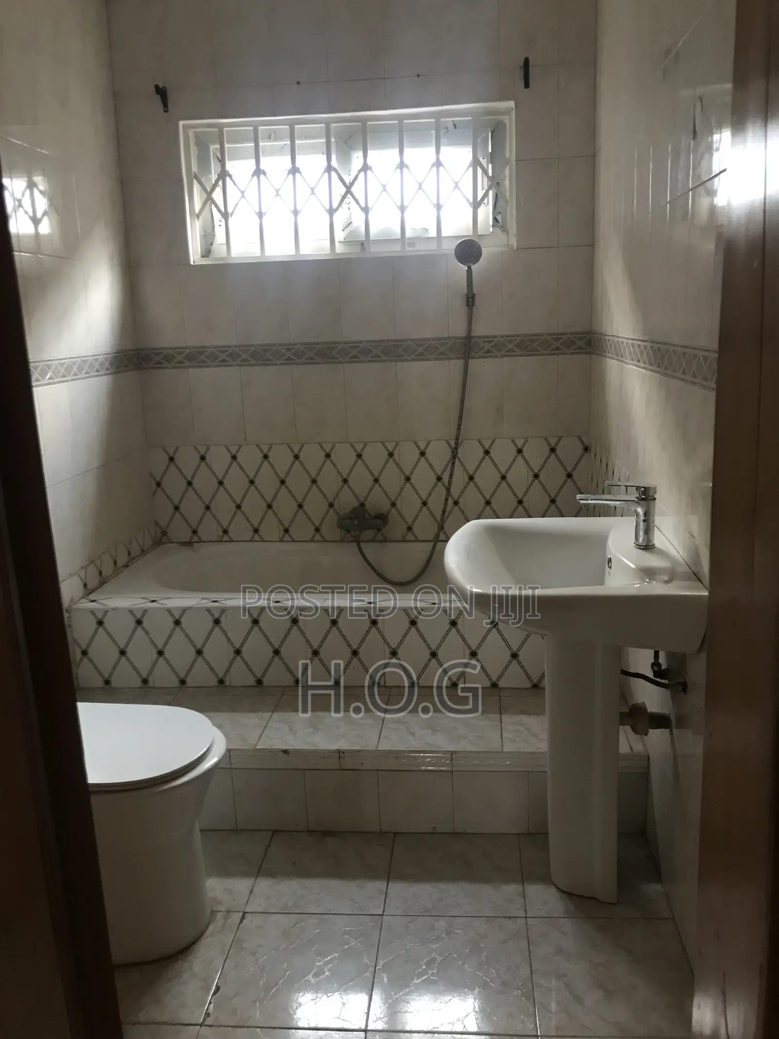 3bdrm House in H.O.G Agency, Ability for rent