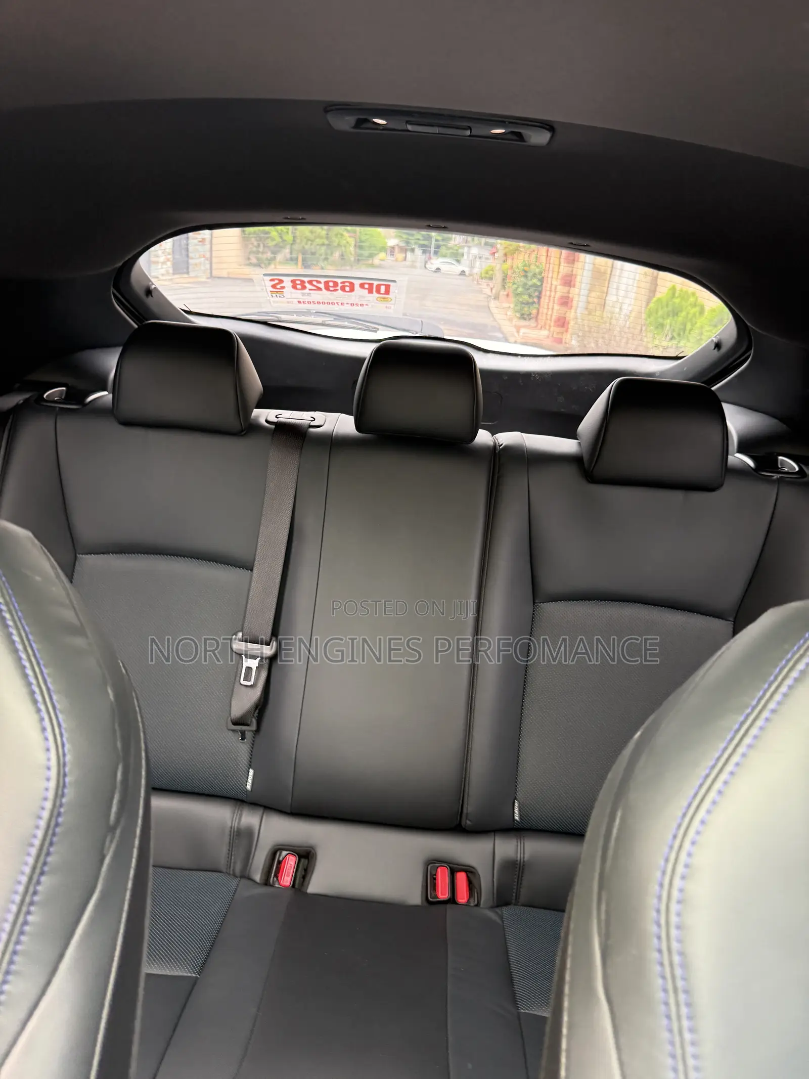Toyota C-HR XLE 2021 White