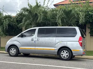 Hyundai H1 2015 Silver