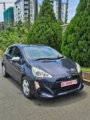 Toyota Aqua 2015 Blue