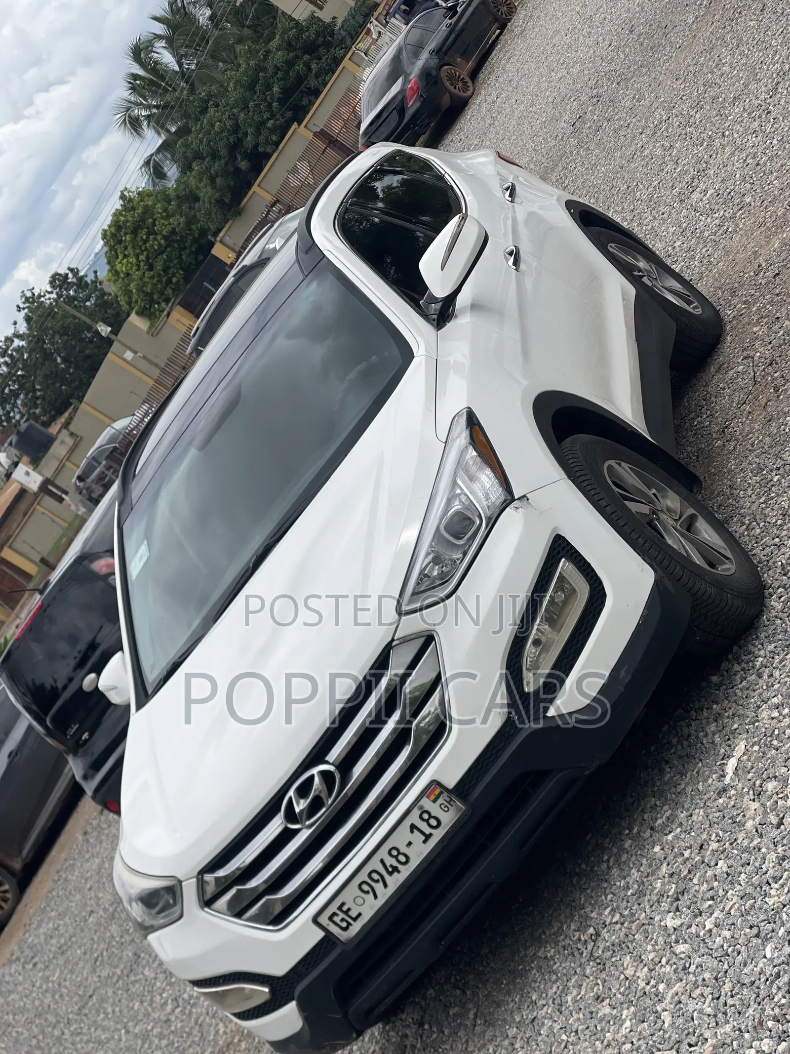 Hyundai Santa Fe 2016 White