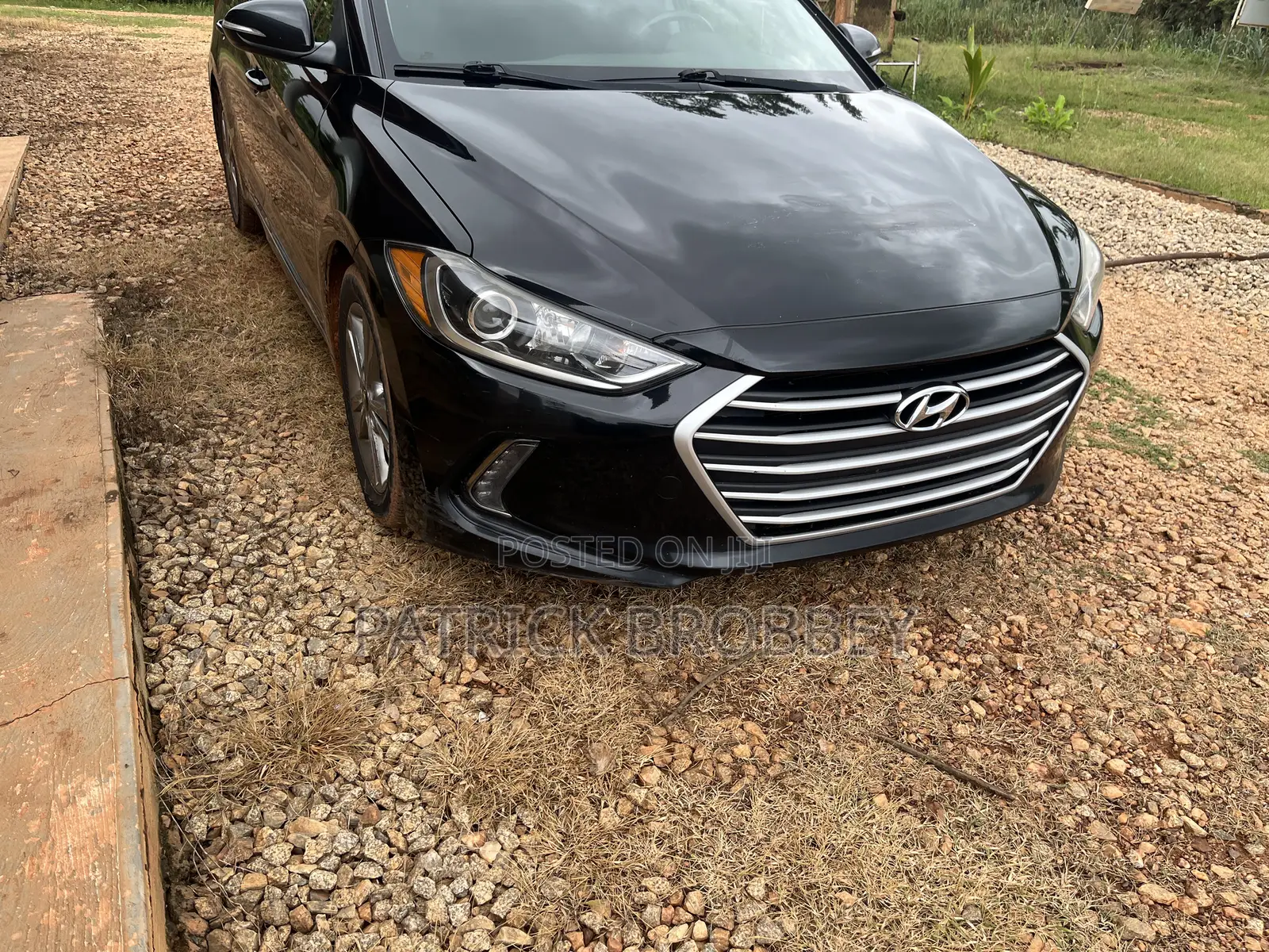 Hyundai Elantra Limited Sedan FWD (2.0L 4cyl 6A) 2017 Black