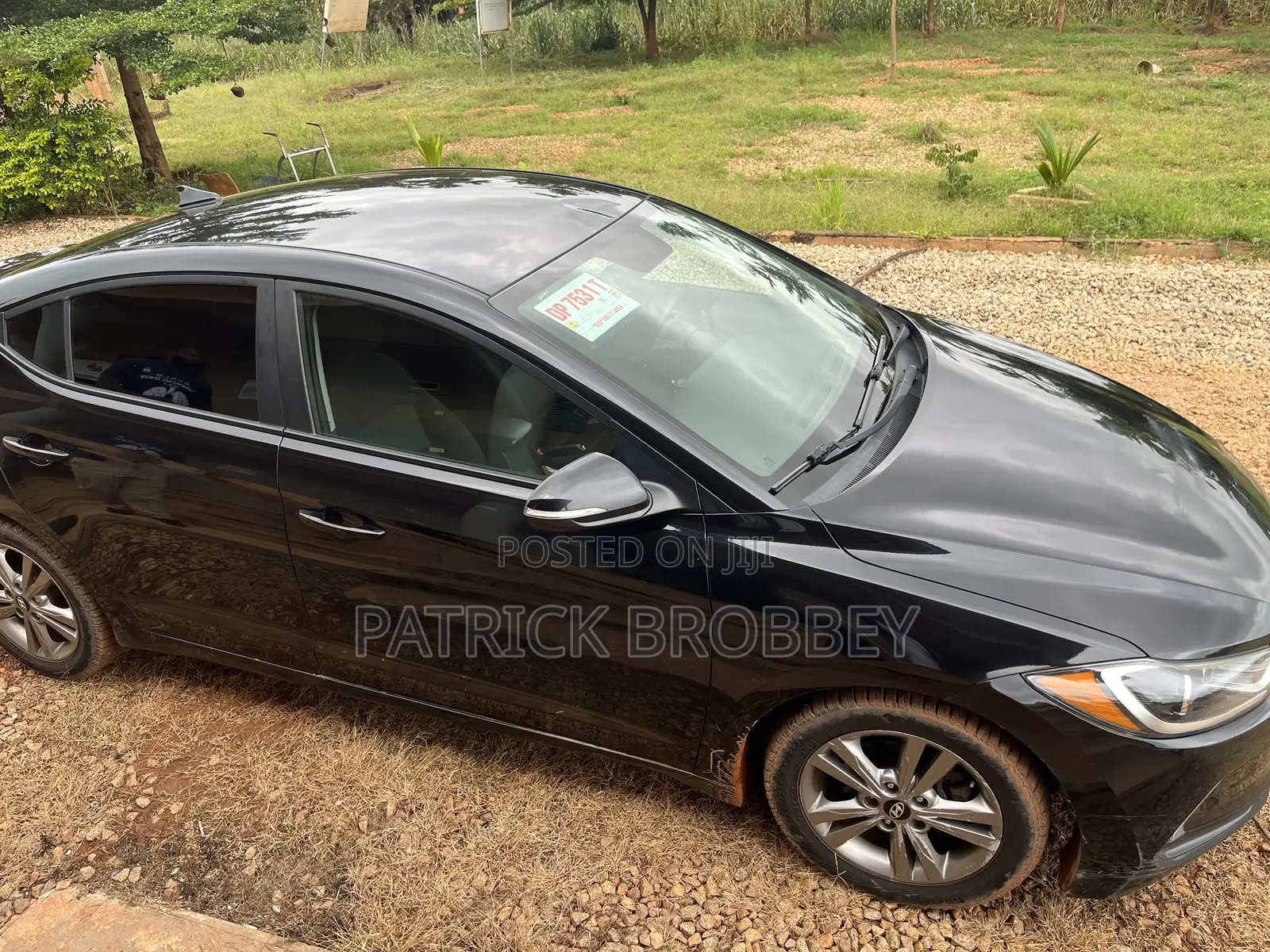 Hyundai Elantra Limited Sedan FWD (2.0L 4cyl 6A) 2017 Black