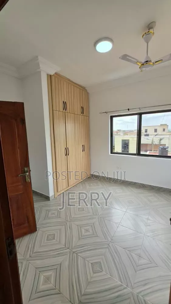 2bdrm Apartment in Sakumono for rent