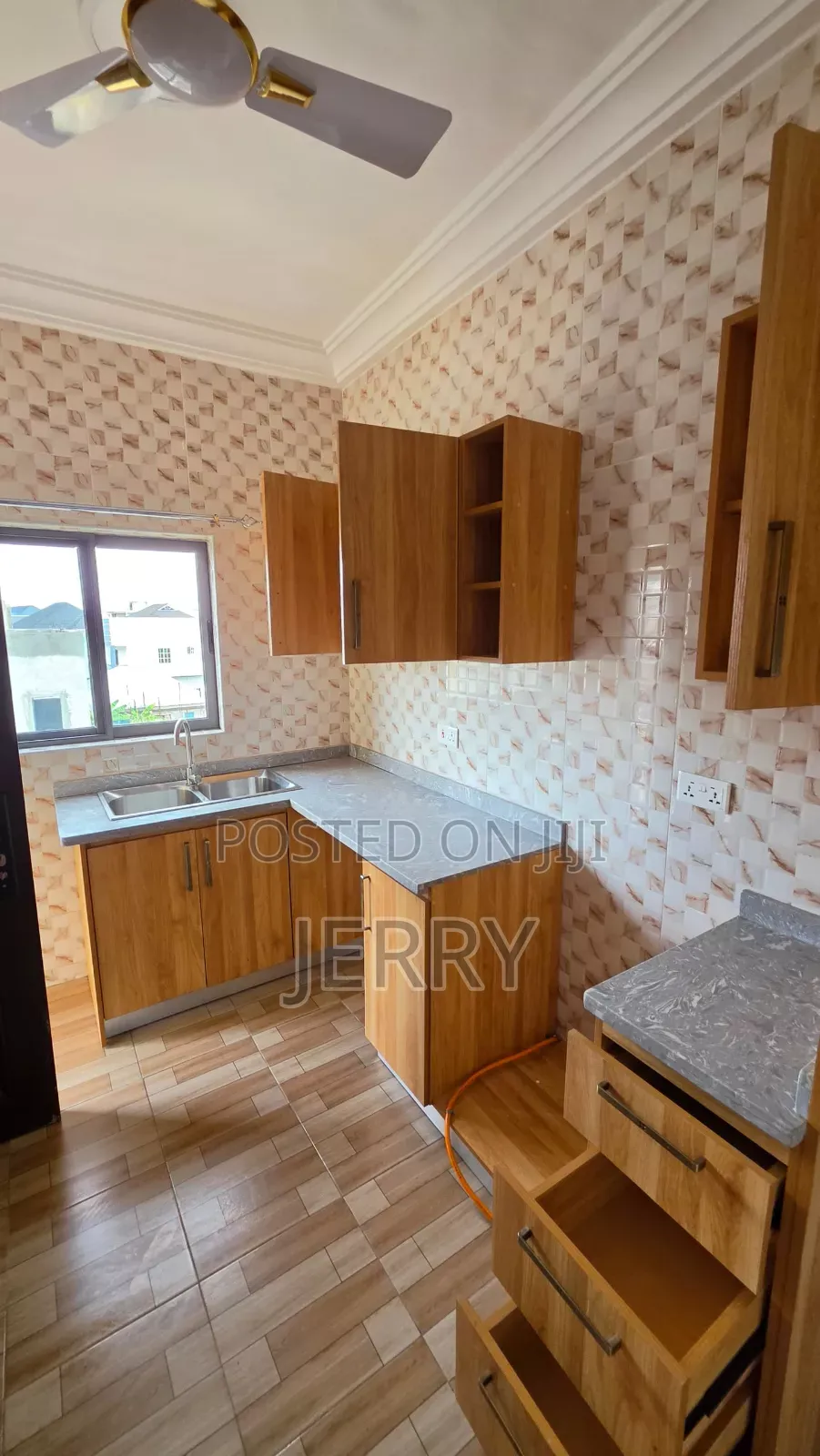 2bdrm Apartment in Sakumono for rent