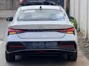 New Hyundai Elantra 2025 White