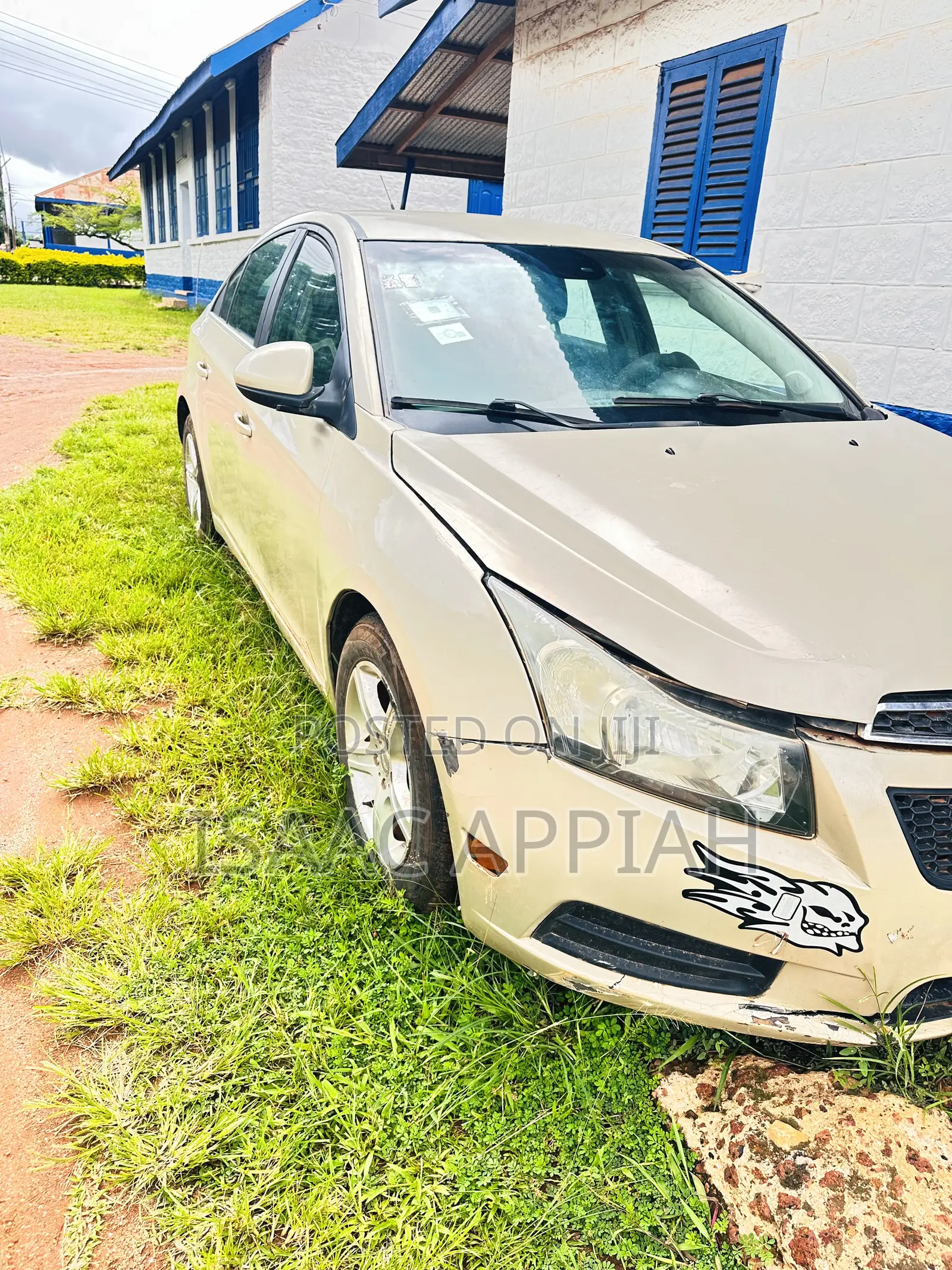 Chevrolet Cruze 1LT 2011 Gold