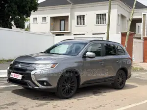 Mitsubishi Outlander 2.4 PHEV AWD 2019 Gray