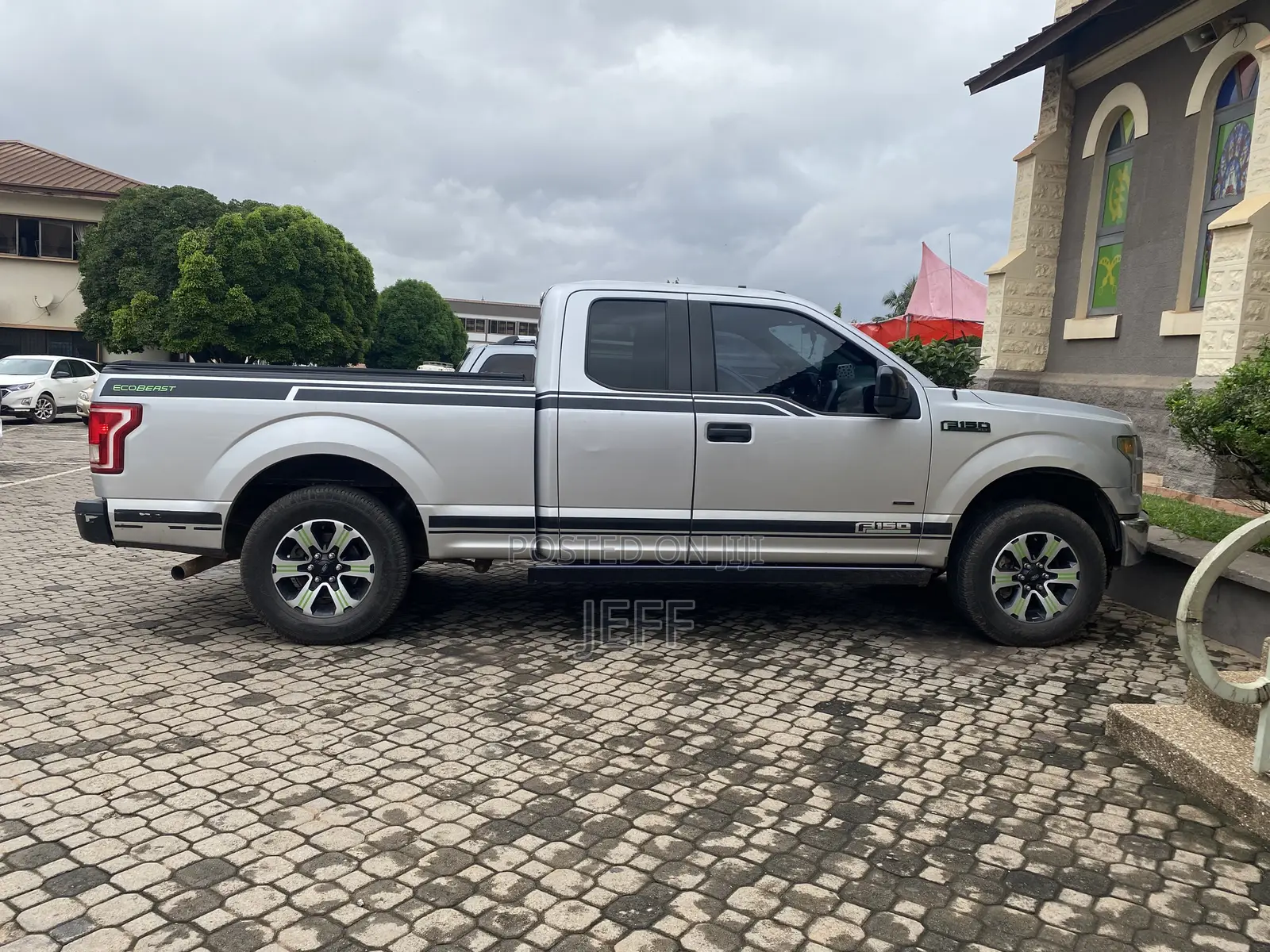 Ford F-150 XLT 4dr SuperCrew 6.5 ft. SB (2.7L 6cyl Turbo 6A) 2015 Gray