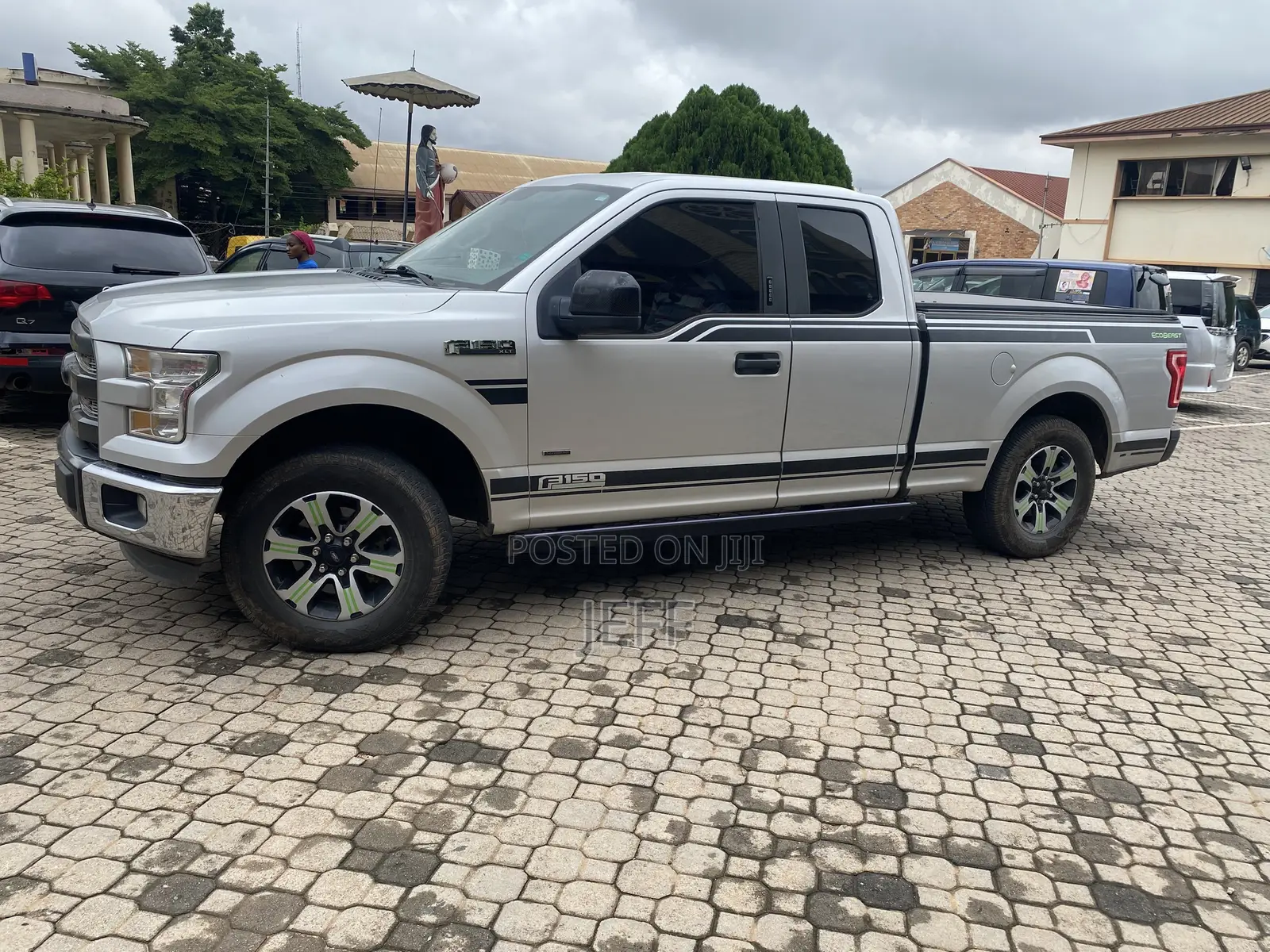 Ford F-150 XLT 4dr SuperCrew 6.5 ft. SB (2.7L 6cyl Turbo 6A) 2015 Gray