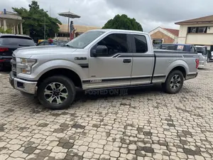 Ford F-150 XLT 4dr SuperCrew 6.5 ft. SB (2.7L 6cyl Turbo 6A) 2015 Gray