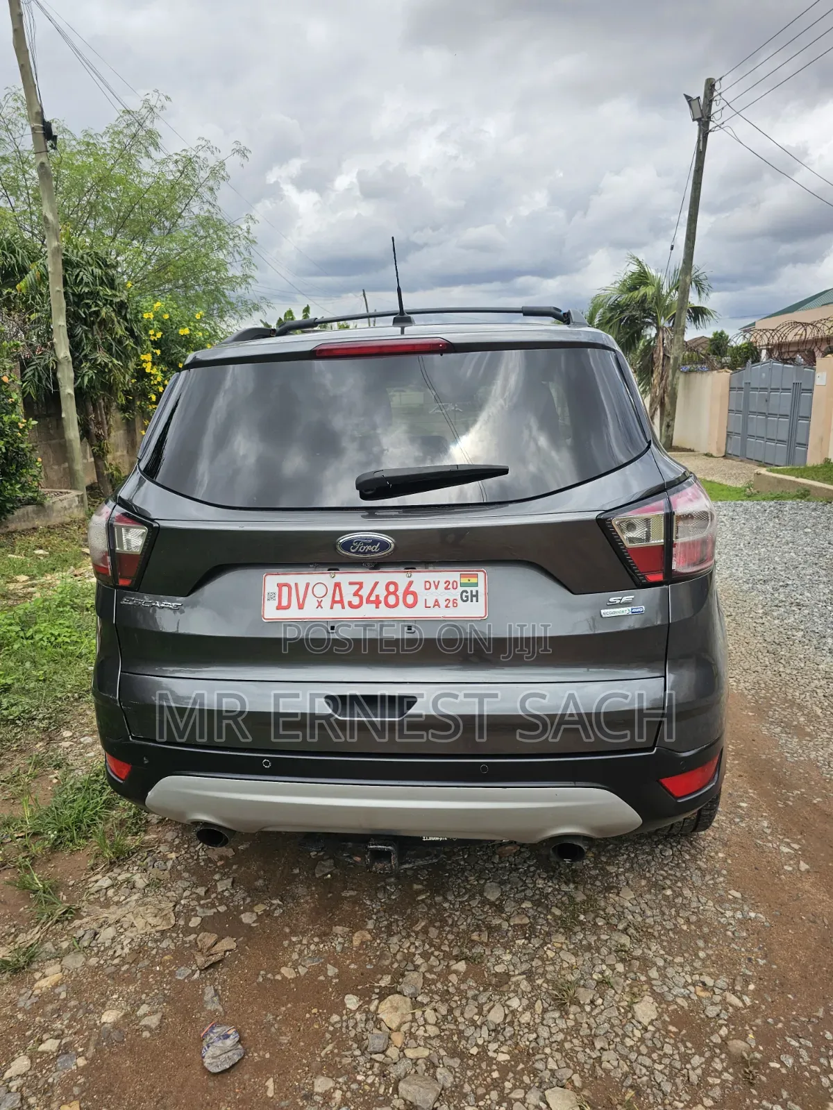 Ford Escape SE 4x4 2017 Gray