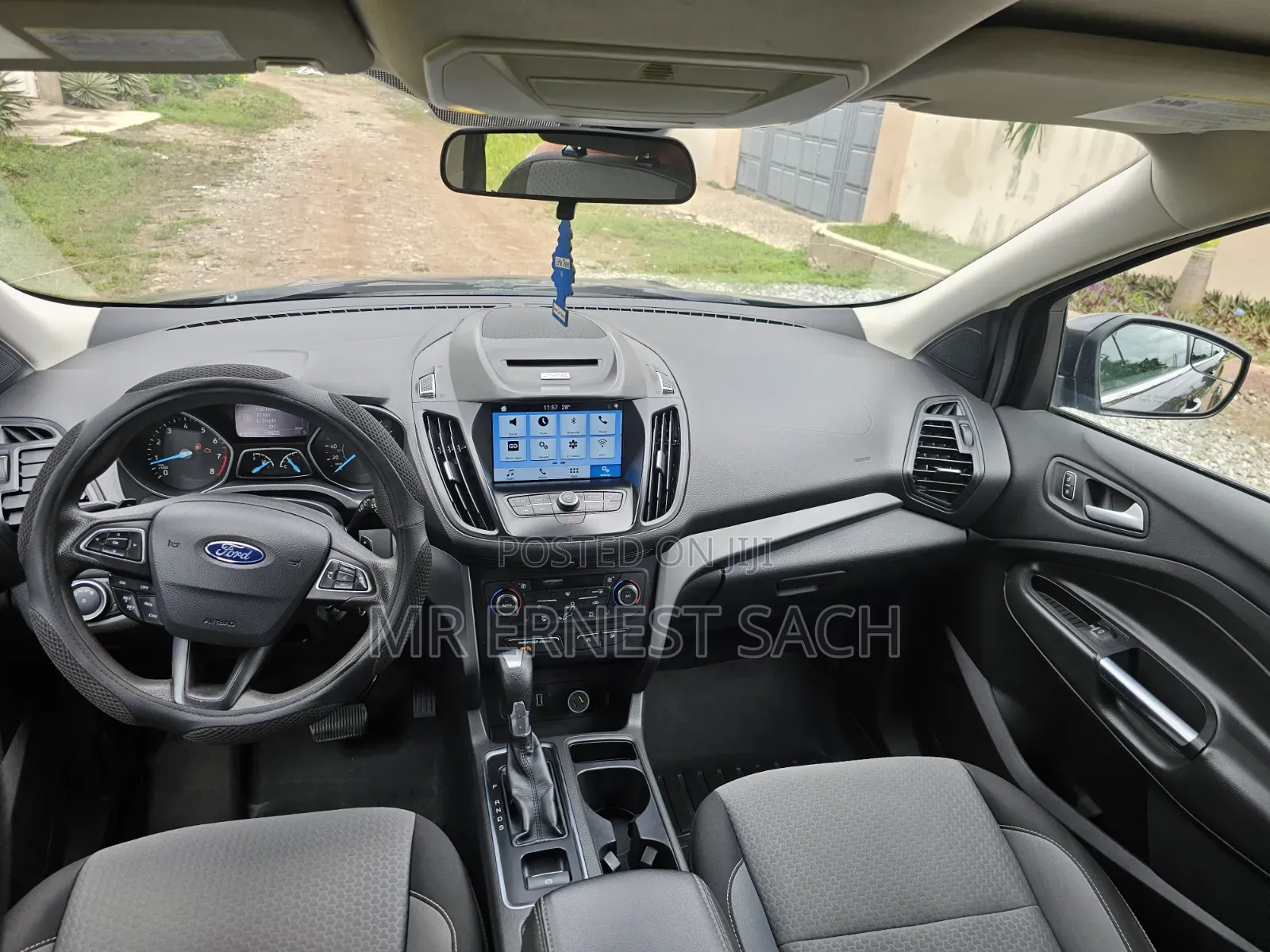 Ford Escape SE 4x4 2017 Gray