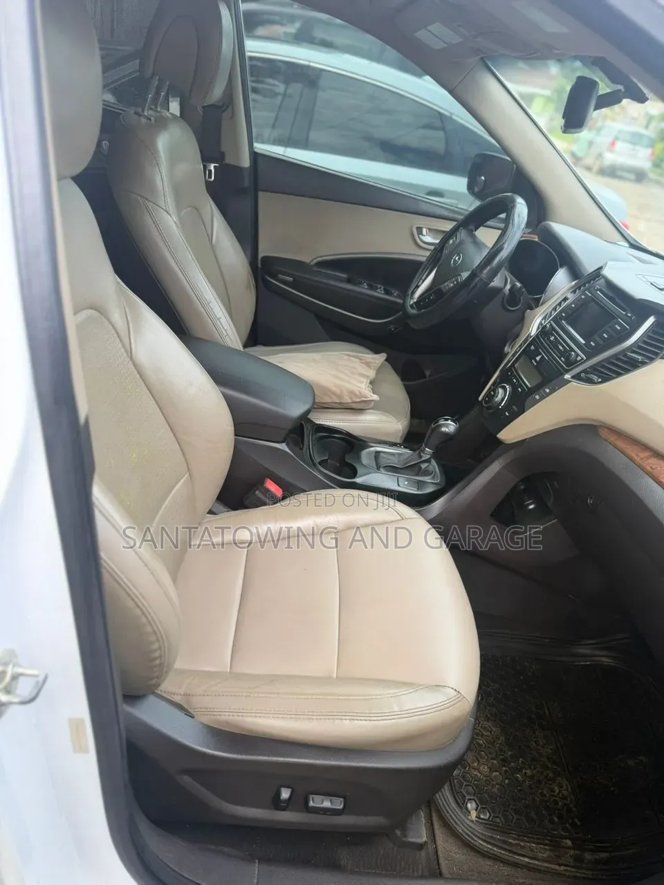 Hyundai Santa Fe 2014 White