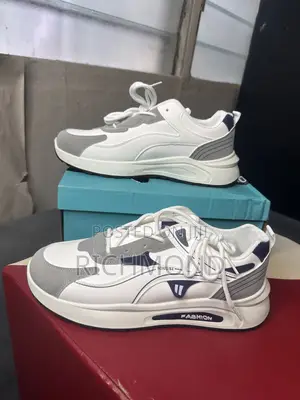 Fashion/Shoe
