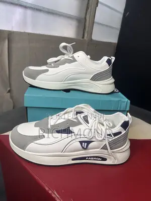 Fashion/Shoe