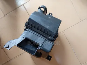 Honda Civic.5 Air Cleaner Housing