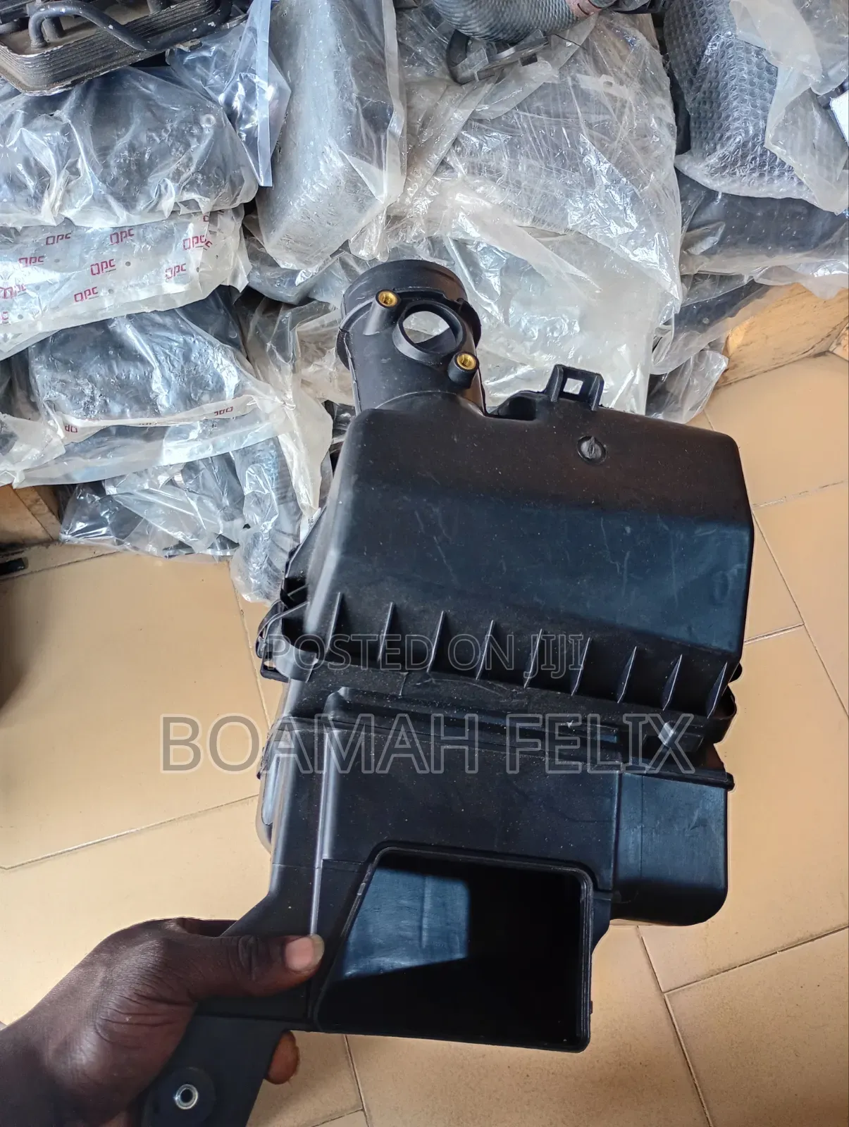 Honda Civic.5 Air Cleaner Housing