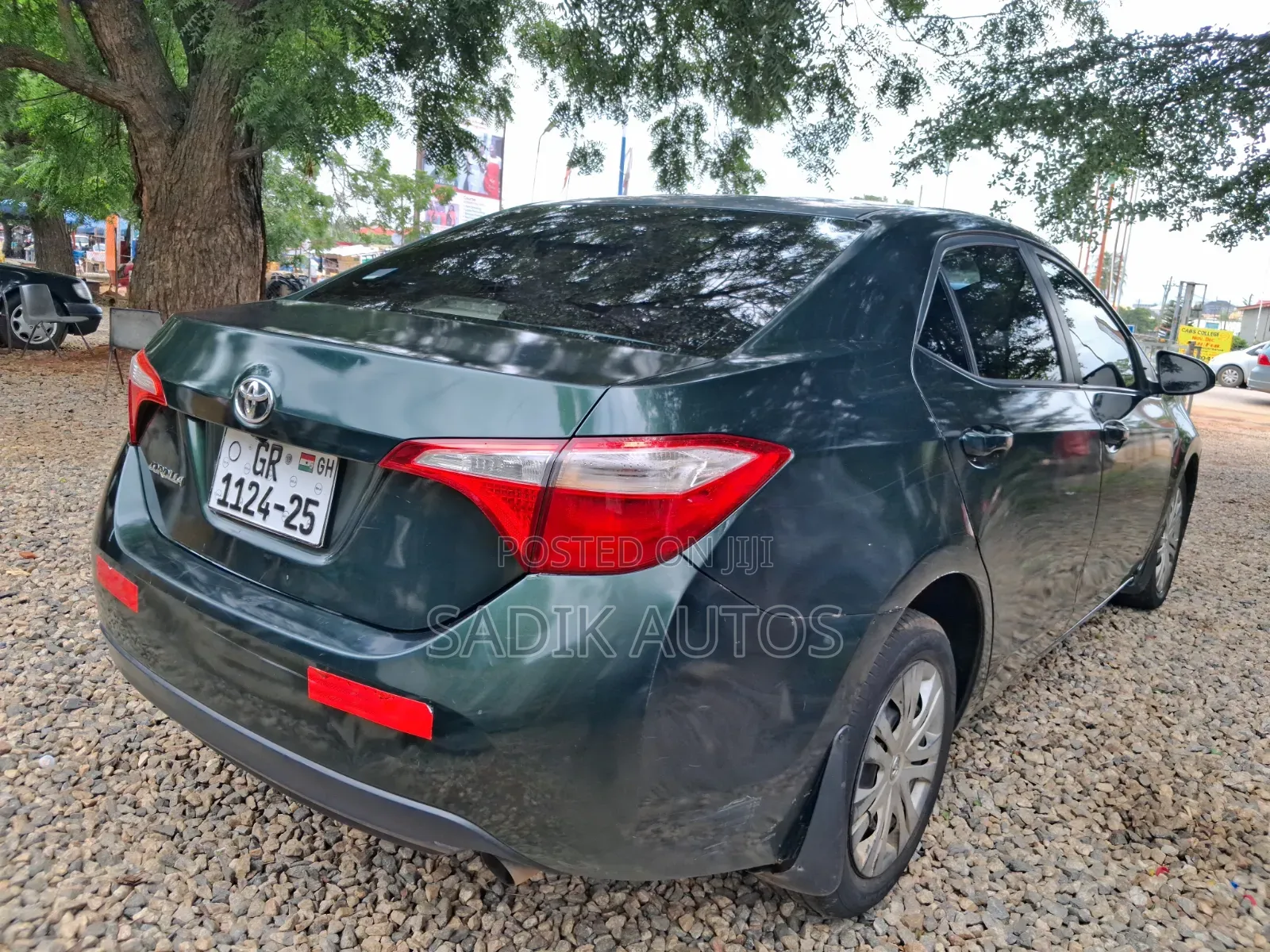 Toyota Corolla LE Plus 4dr Sedan (1.8L 4cyl CVT) 2015 Green
