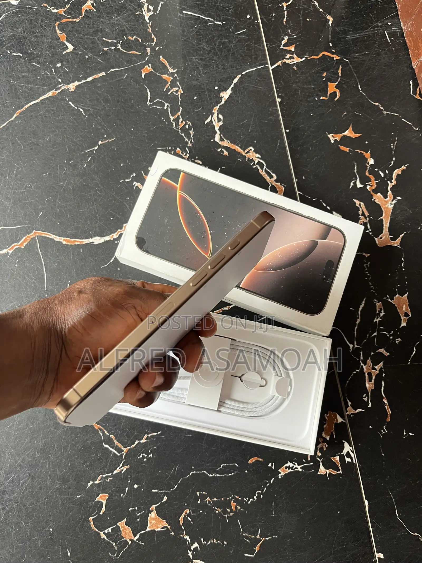 Apple iPhone 16 Pro Max 256 GB Gold